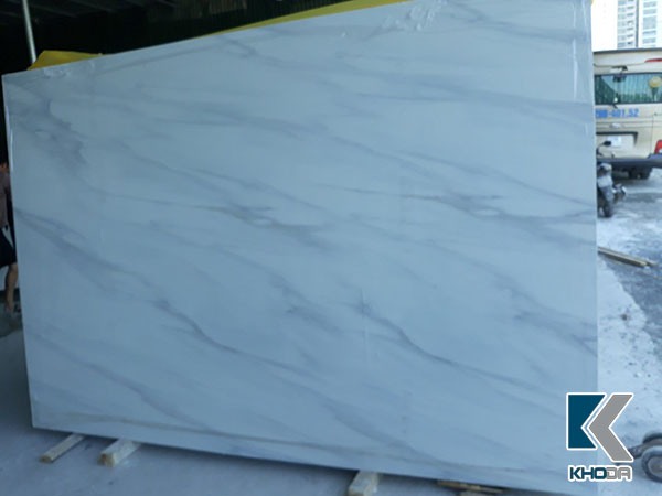 Đá trắng nhân tạo vân xanh